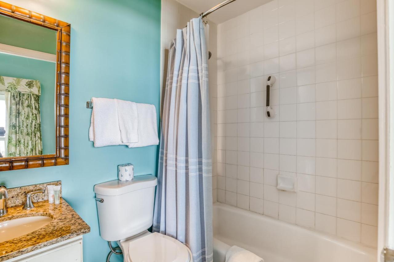 Azure Breeze Apartment Duck Key Exterior photo