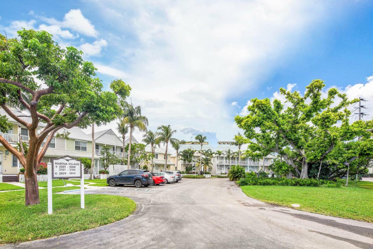 Azure Breeze Apartment Duck Key Exterior photo
