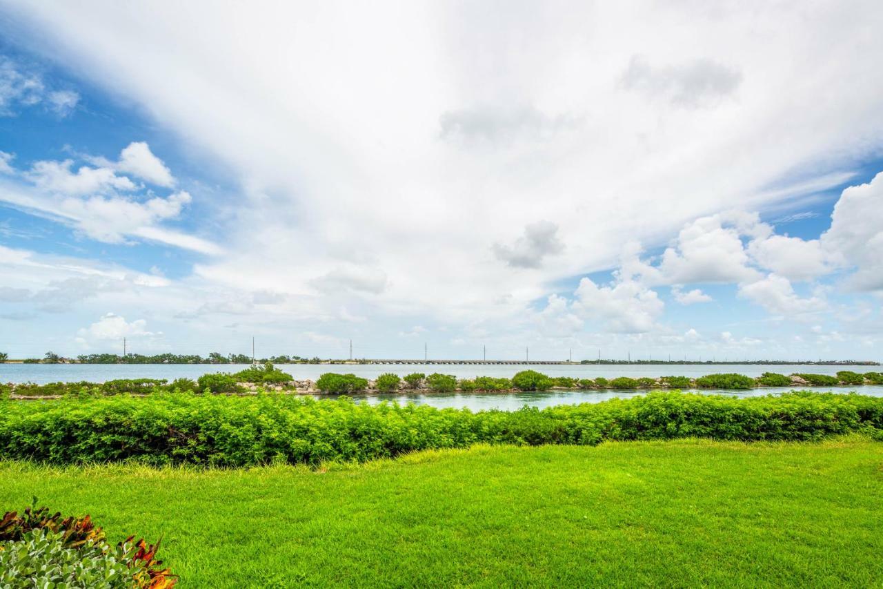 Azure Breeze Apartment Duck Key Exterior photo